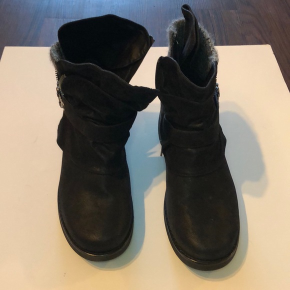 torrid Shoes - NWOT black Moto boots